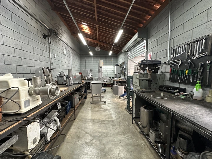 manutenção de equipamentos para açougue